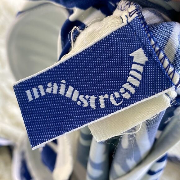 Mainstream Retro Style Bathing Suit 12 - Picture 7 of 9